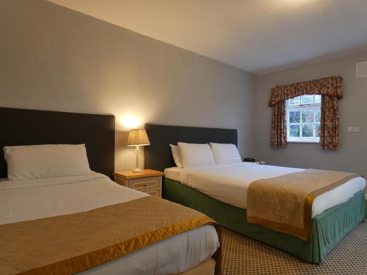 Brook Marston Farm Hotel Sutton Coldfield Bagian luar foto