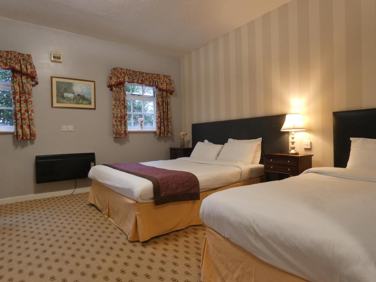 Brook Marston Farm Hotel Sutton Coldfield Bagian luar foto