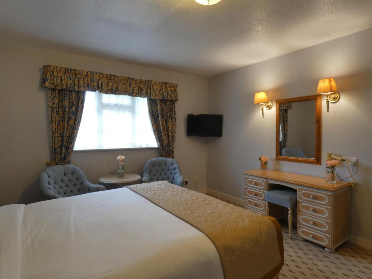 Brook Marston Farm Hotel Sutton Coldfield Bagian luar foto