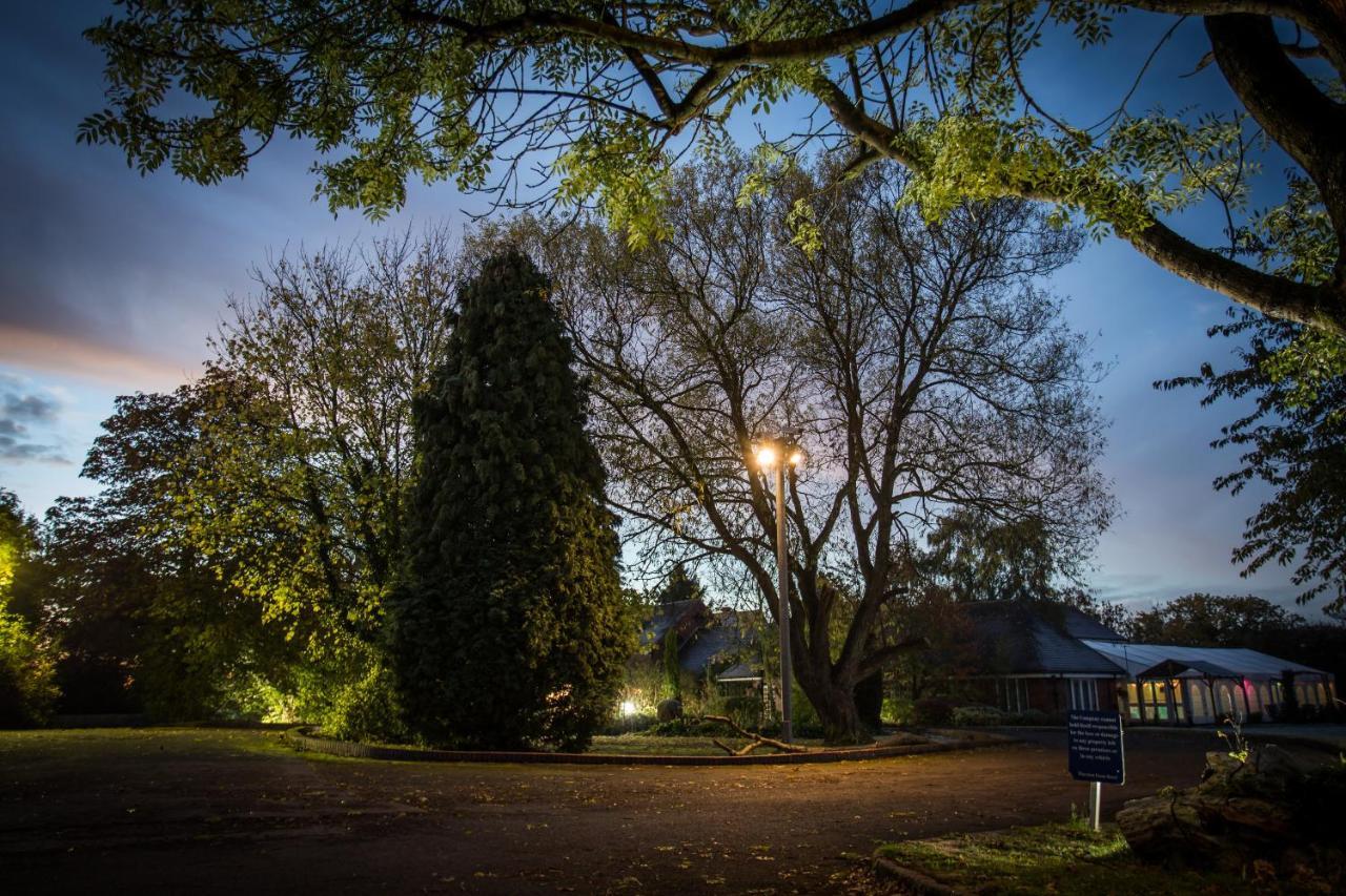 Brook Marston Farm Hotel Sutton Coldfield Bagian luar foto