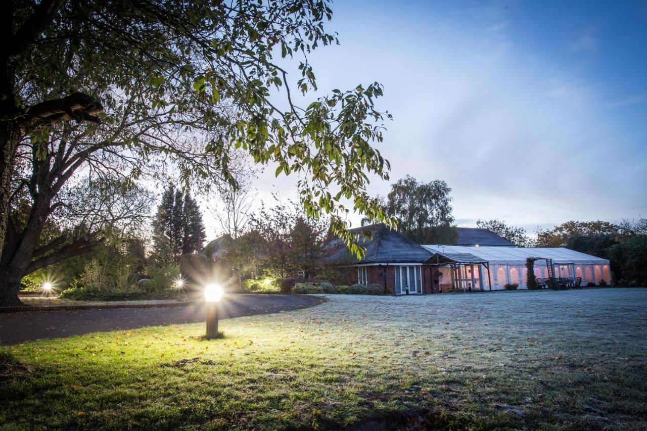 Brook Marston Farm Hotel Sutton Coldfield Bagian luar foto