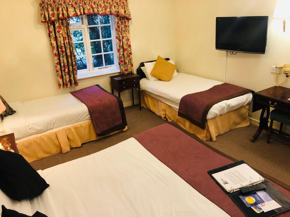 Brook Marston Farm Hotel Sutton Coldfield Bagian luar foto